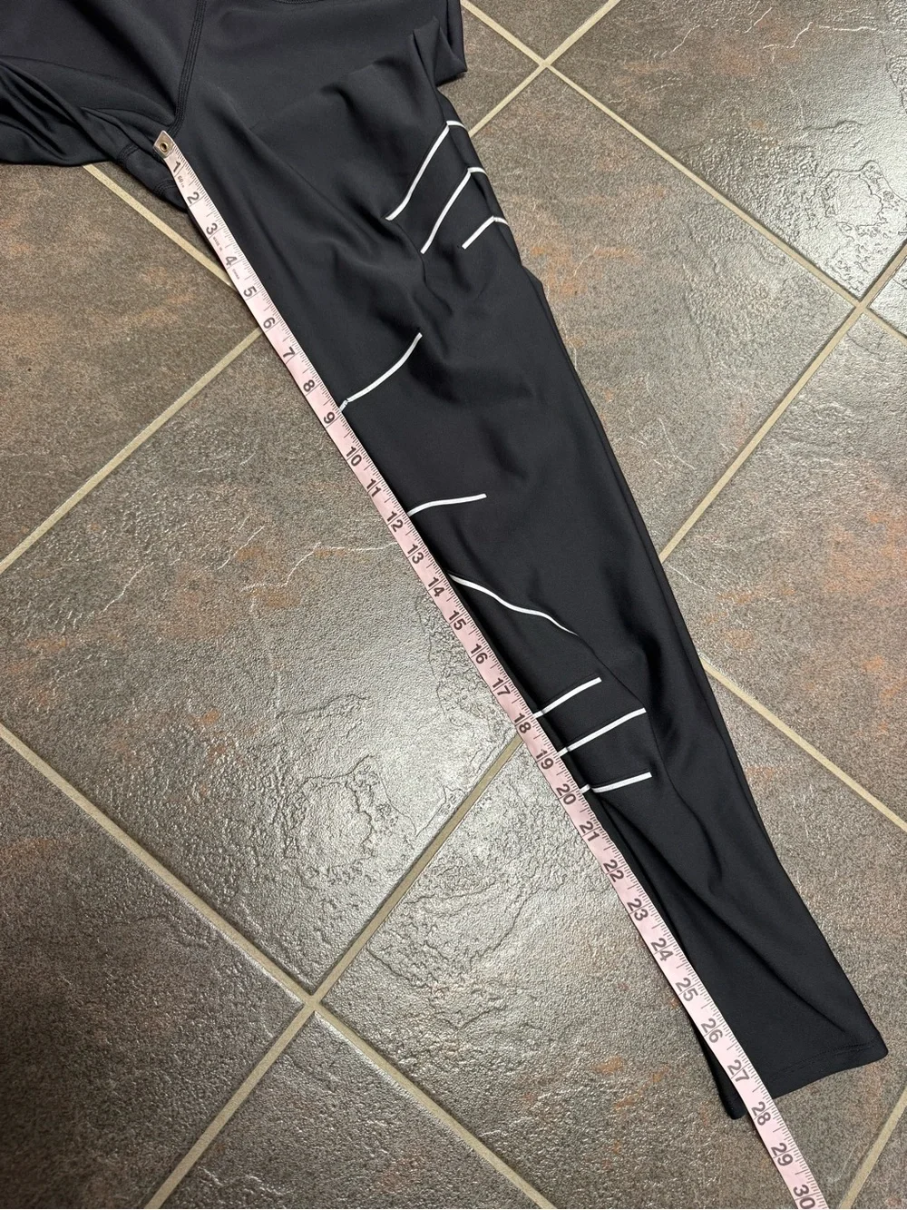 ALO Yoga High-Waisted Sequence Glow in the Dark Leggings Black Large Workout Gym